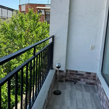 Brothers Apartments With Terrace In Old Tbilisi Exterior photo